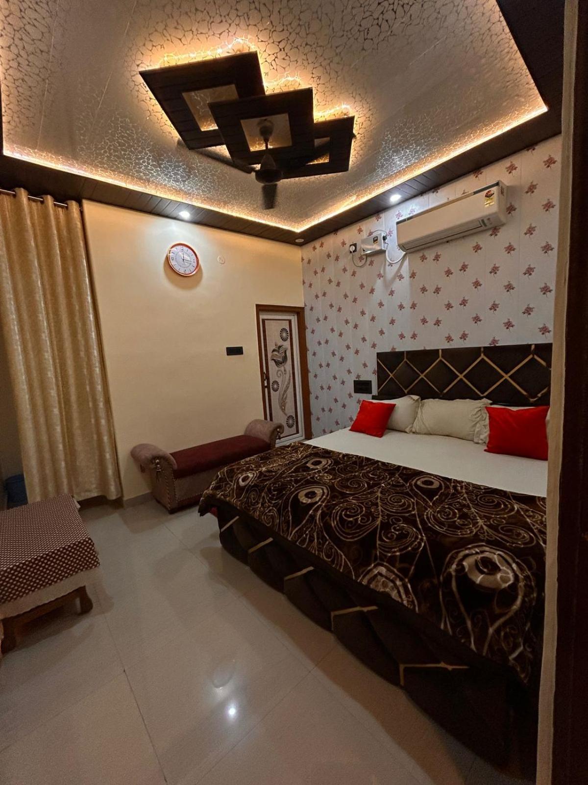 Temple Town Homes Assi Ghat Varanasi Exterior photo